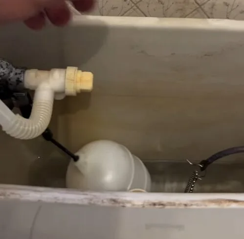 トイレタンク内部 ボールタップ 劣化 確認